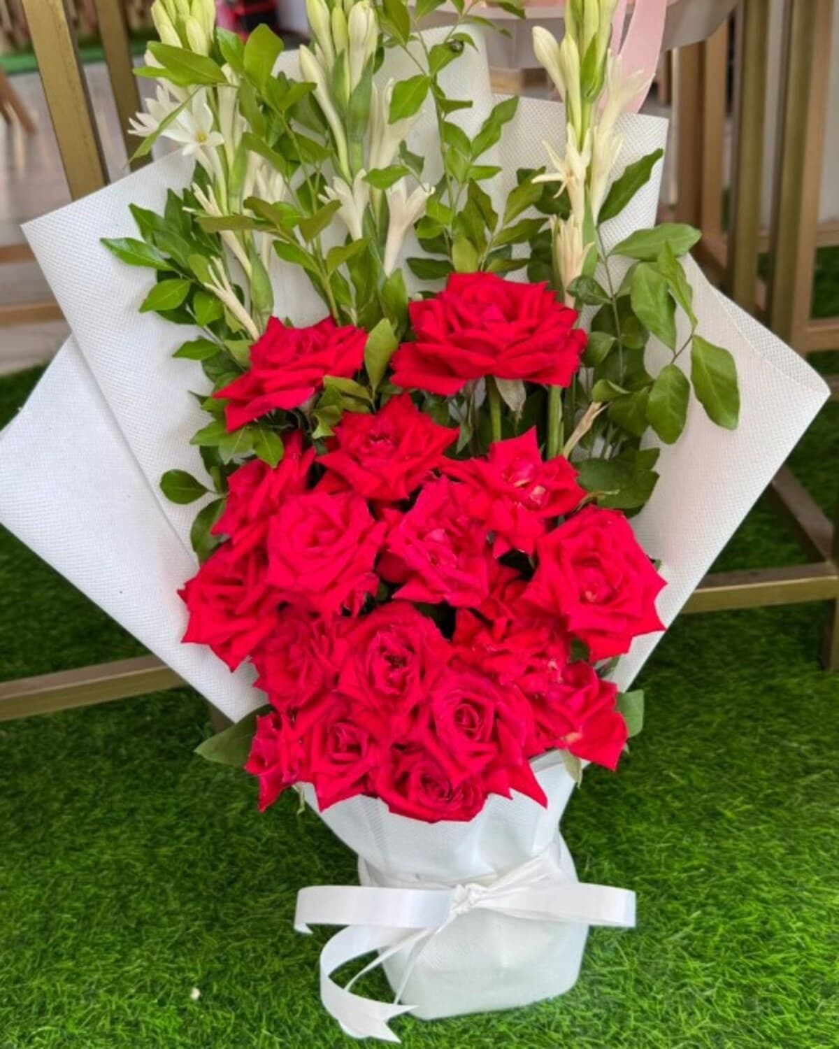 Classic Red Tuberose Tower fresh flower bouquet by Phool Pattiyan Lahore