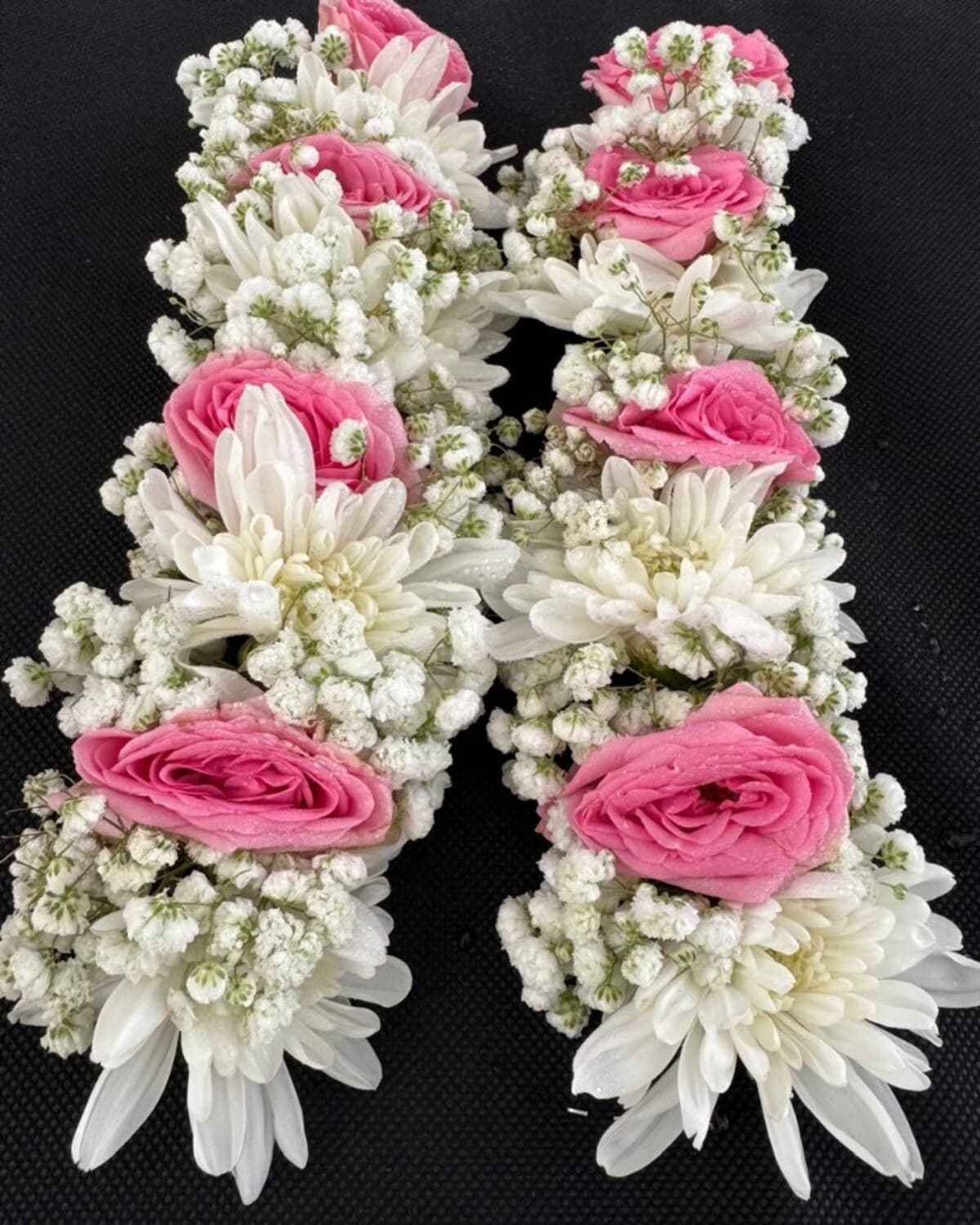 Special Bridal Gajray Set fresh flower bouquet by Phool Pattiyan Lahore