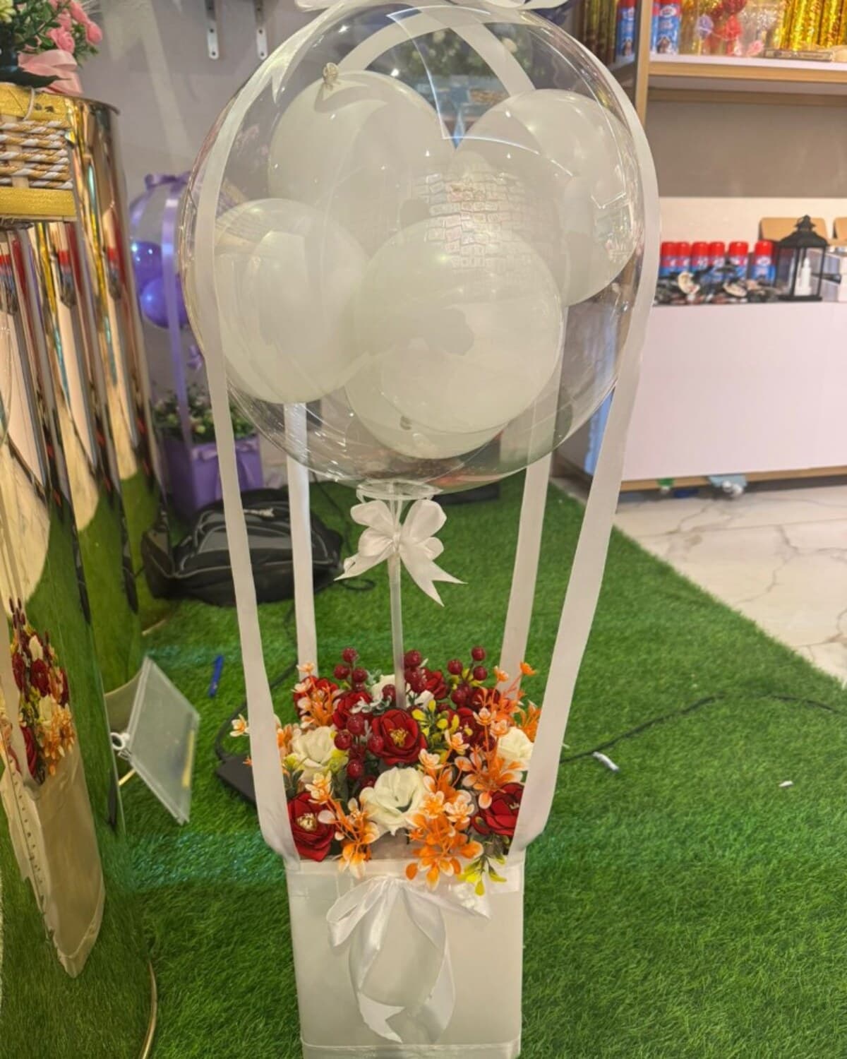 White Hot Air Balloon Gift Box fresh flower bouquet by Phool Pattiyan Lahore
